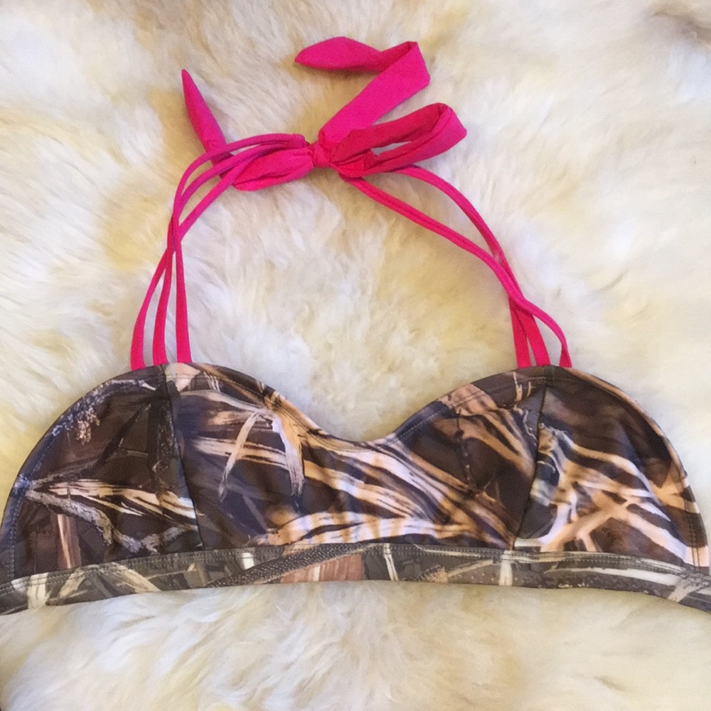 Barbie camo top